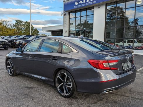 Used 2020 Honda Accord Sport image 10