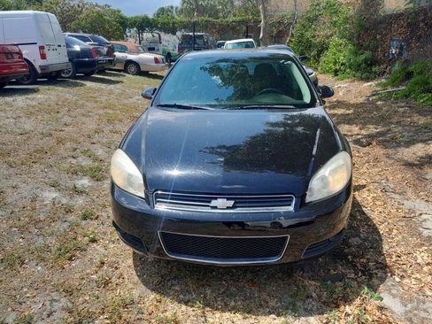 Used 2011 Chevrolet Impala LT FWD image 5