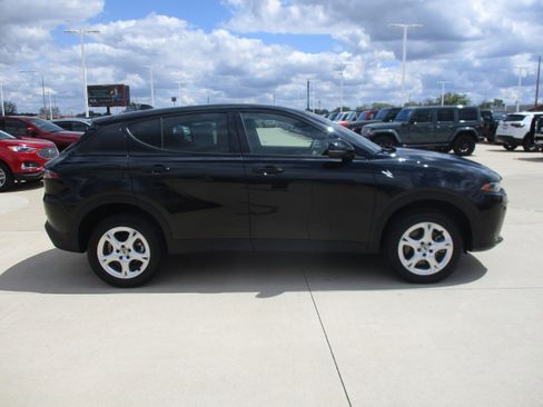 Used 2024 Dodge Hornet GT AWD/4WD image 8