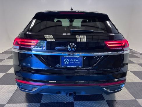 Certified 2023 Volkswagen Atlas Cross Sport SE FWD image 4