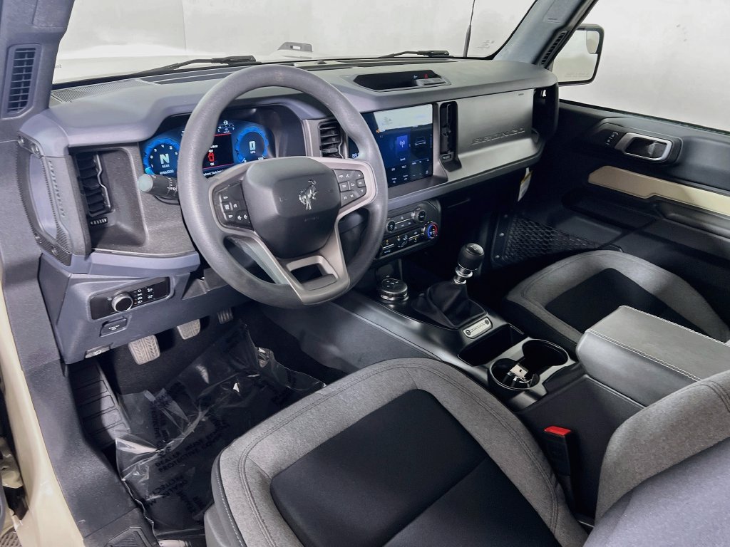Used 2025 Ford Bronco 2-Door AWD/4WD image 9