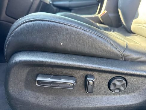 Used 2019 Honda CR-V EX-L image 12