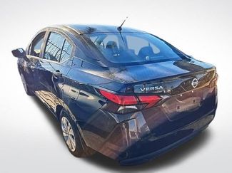 Used 2020 Nissan Versa S video 2