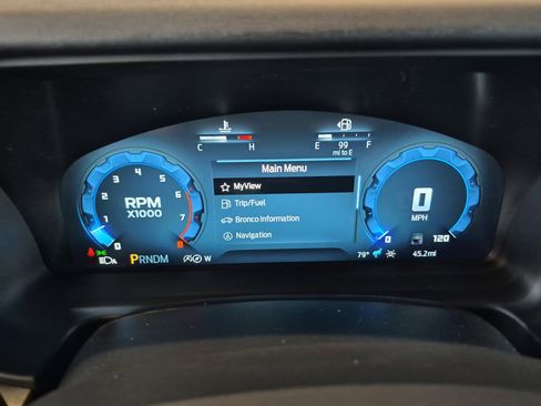 New 2025 Ford Bronco Outer Banks w/ Sasquatch Package image 25