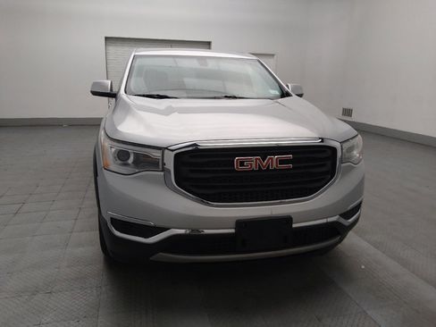 Used 2017 GMC Acadia SLE FWD image 14