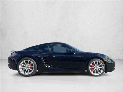 Used 2024 Porsche 718 Cayman S image 4