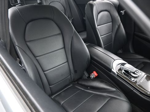 Used 2017 Mercedes-Benz C 300 4MATIC Sedan w/ Premium 3 Package image 28