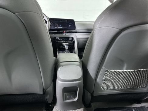 Used 2024 Hyundai Elantra SEL w/ Convenience Package FWD image 22