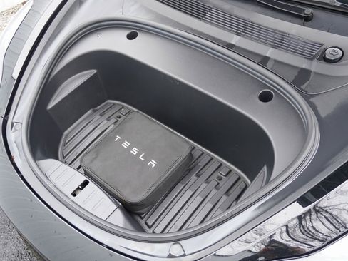 Used 2023 Tesla Model 3 Long Range image 11