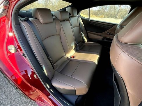 Used 2023 Lexus ES 350 w/ Premium Package image 37