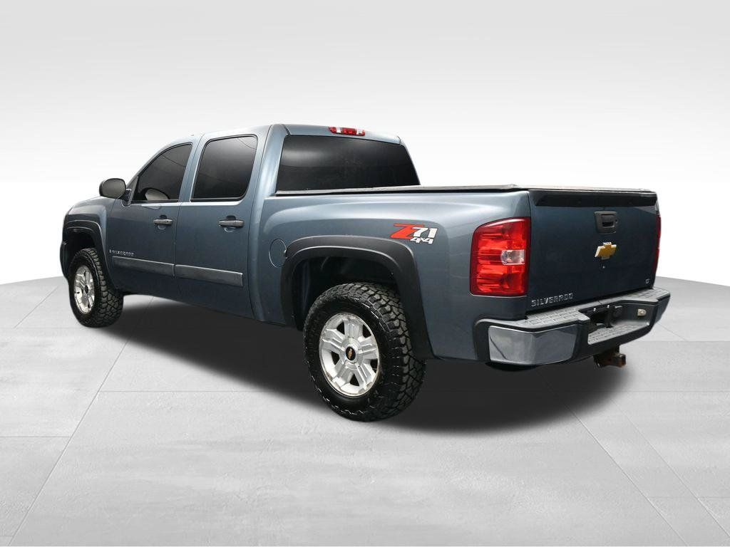 Used 2008 Chevrolet Silverado 1500 LT w/ Power Pack Plus AWD/4WD image 3
