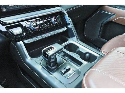 Used 2025 GMC Sierra 1500 Denali Ultimate AWD/4WD image 25