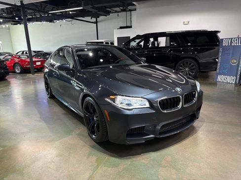 Used 2016 BMW M5 image 12