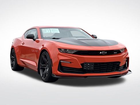 Used 2020 Chevrolet Camaro SS image 9