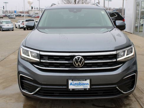 Used 2022 Volkswagen Atlas SEL R-Line image 2