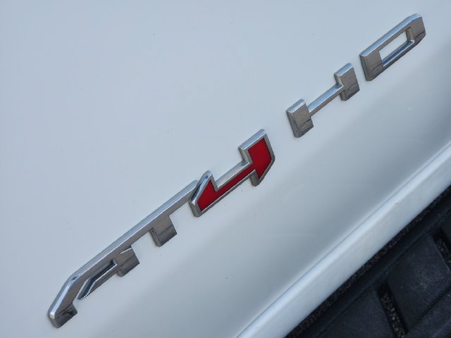 Used 2022 GMC Sierra 2500 AT4 w/ Gooseneck/5TH Wheel Package AWD/4WD image 9