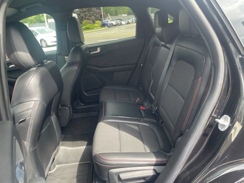 Used 2024 Ford Escape ST-Line w/ Tech Pack #1 AWD/4WD image 16