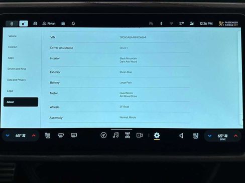 Used 2024 Rivian R1S Adventure image 35