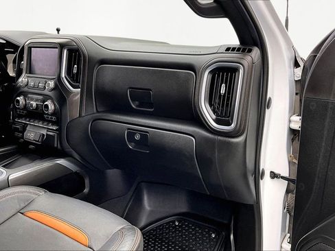 Used 2021 GMC Sierra 2500 AT4 w/ AT4 Premium Plus Package image 17