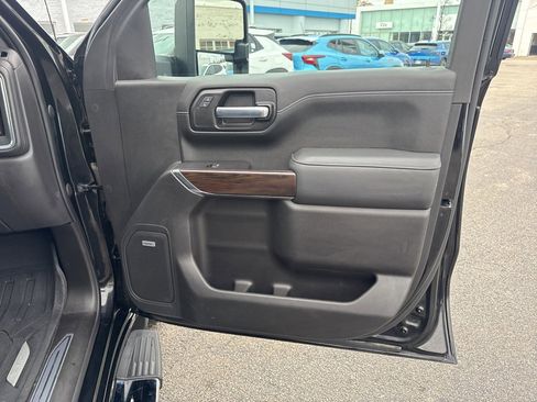Used 2021 GMC Sierra 1500 SLT w/ SLT Premium Plus Package image 9