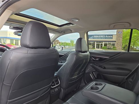 Used 2023 Subaru Outback Touring AWD/4WD image 24