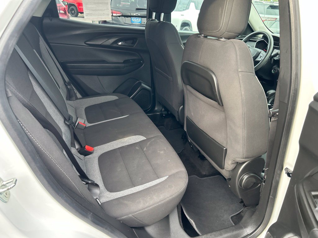 Used 2023 Chevrolet TrailBlazer LT w/ Convenience Package FWD image 14