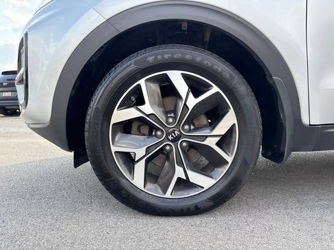Used 2022 Kia Sportage EX AWD/4WD image 10