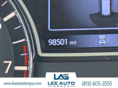 Used 2019 Nissan Pathfinder S AWD/4WD image 24