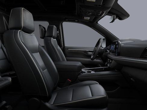 New 2025 Chevrolet Suburban Premier image 33