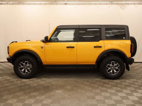 Certified 2022 Ford Bronco Badlands AWD/4WD image 2