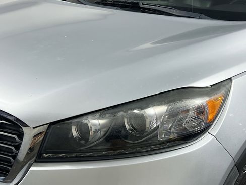 Used 2019 Kia Sorento EX AWD/4WD image 11