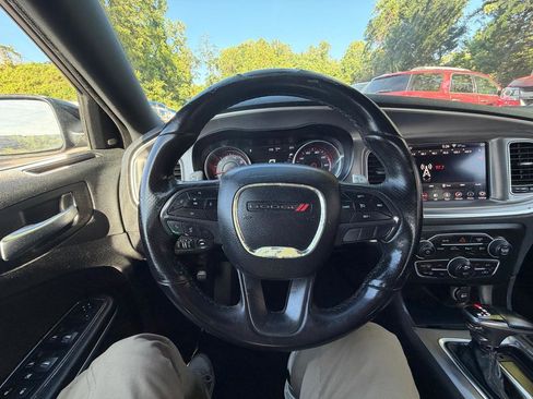 Used 2019 Dodge Charger GT RWD image 21