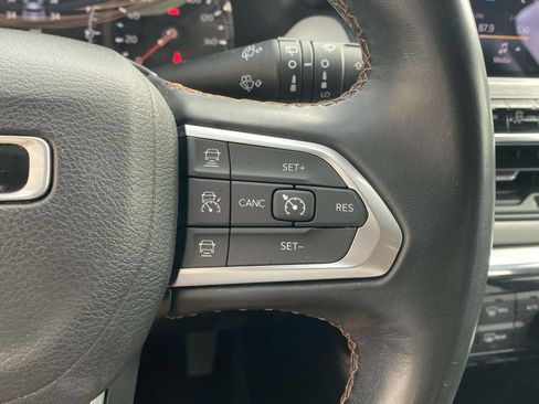 Used 2022 Jeep Compass Limited AWD/4WD image 21