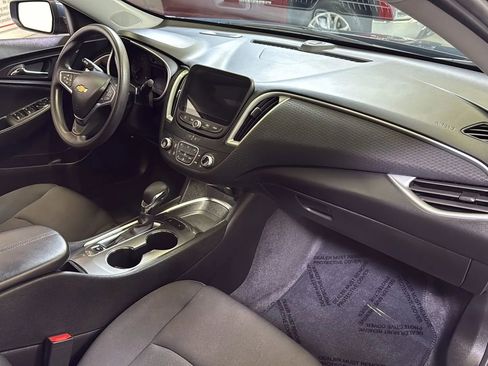 Used 2024 Chevrolet Malibu LT image 16