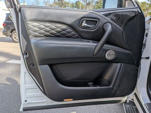 Used 2021 INFINITI QX80 Sensory w/ All-Season Package image 12