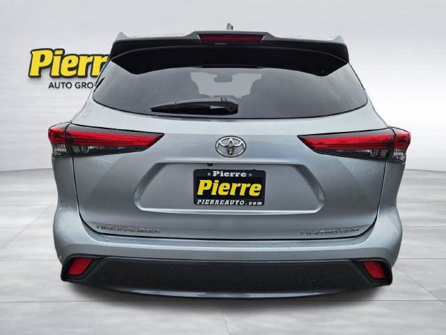 Used 2021 Toyota Highlander Limited AWD/4WD image 4