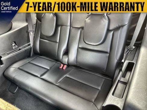 Used 2021 Ford Explorer XLT w/ Equipment Group 202A AWD/4WD image 34