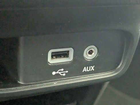 Used 2018 Chrysler Pacifica Touring Plus w/ S Appearance Package image 25