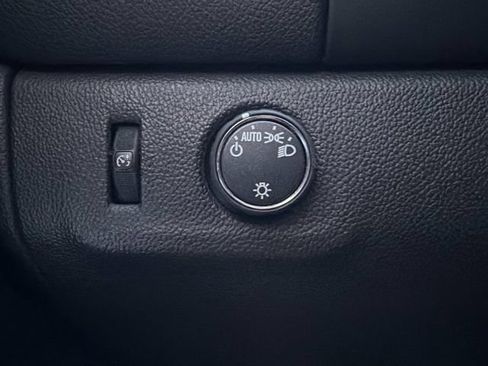 Used 2021 Chevrolet Colorado LT w/ Fleet Safety Package RWD image 24