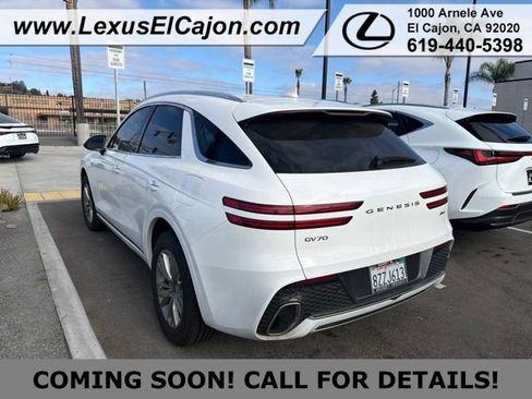 Used 2022 Genesis GV70 2.5T AWD/4WD image 5