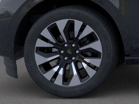 New 2026 Ford Expedition Platinum w/ Driver's Package image 19