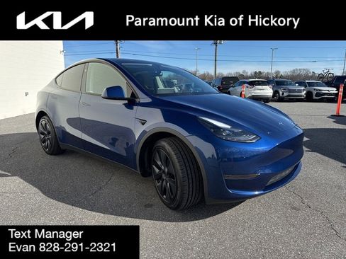 Used 2024 Tesla Model Y Long Range image 3