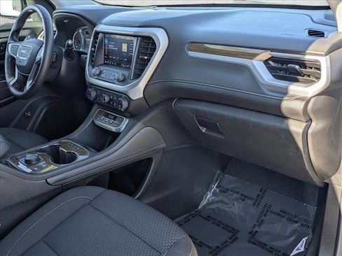 Used 2023 GMC Acadia SLE w/ Driver Convenience Package image 23