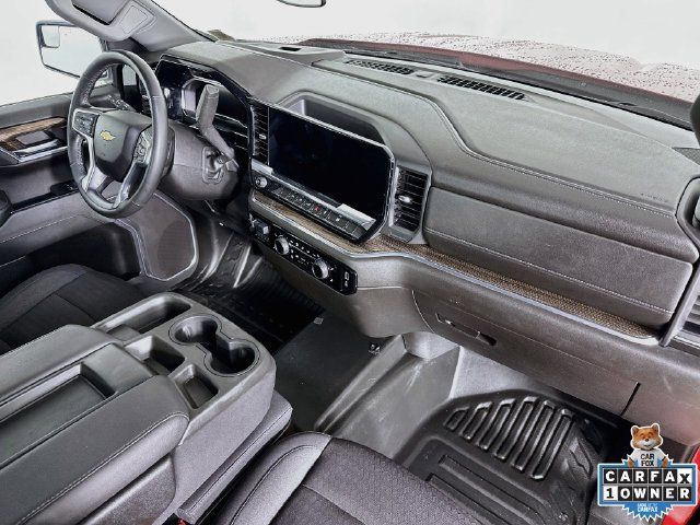Used 2023 Chevrolet Silverado 1500 LT AWD/4WD image 30