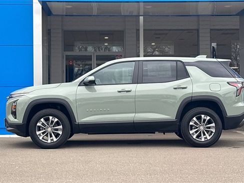 New 2026 Chevrolet Equinox LT w/ Convenience Package II image 9