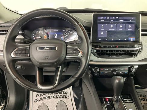 Certified 2022 Jeep Compass Latitude w/ Convenience Group image 13