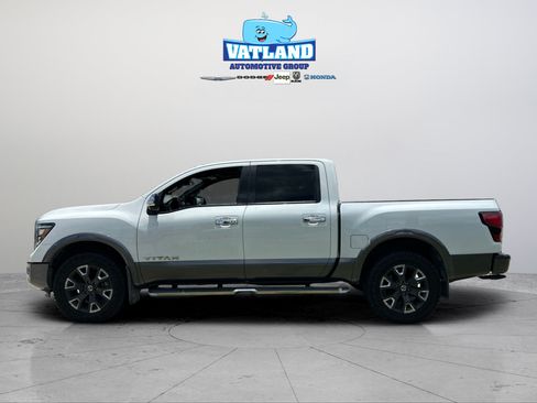 Used 2021 Nissan Titan Platinum Reserve w/ Moonroof Package AWD/4WD image 2