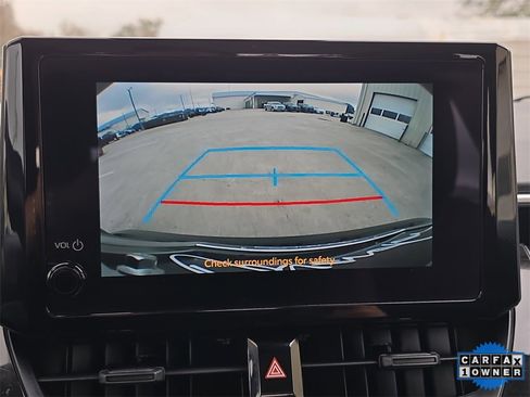 Used 2024 Toyota Corolla LE image 21