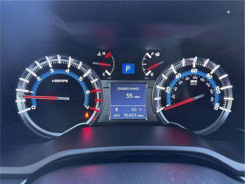 Used 2019 Toyota 4Runner TRD Off-Road Premium AWD/4WD image 21