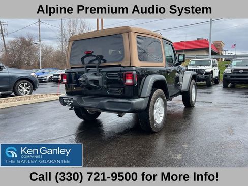 Used 2019 Jeep Wrangler Sport S image 8